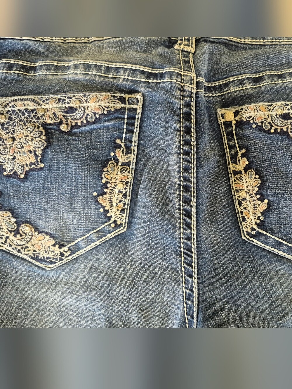 Women's Blue Embroidered Pocket Capris - Picture 7 of 13